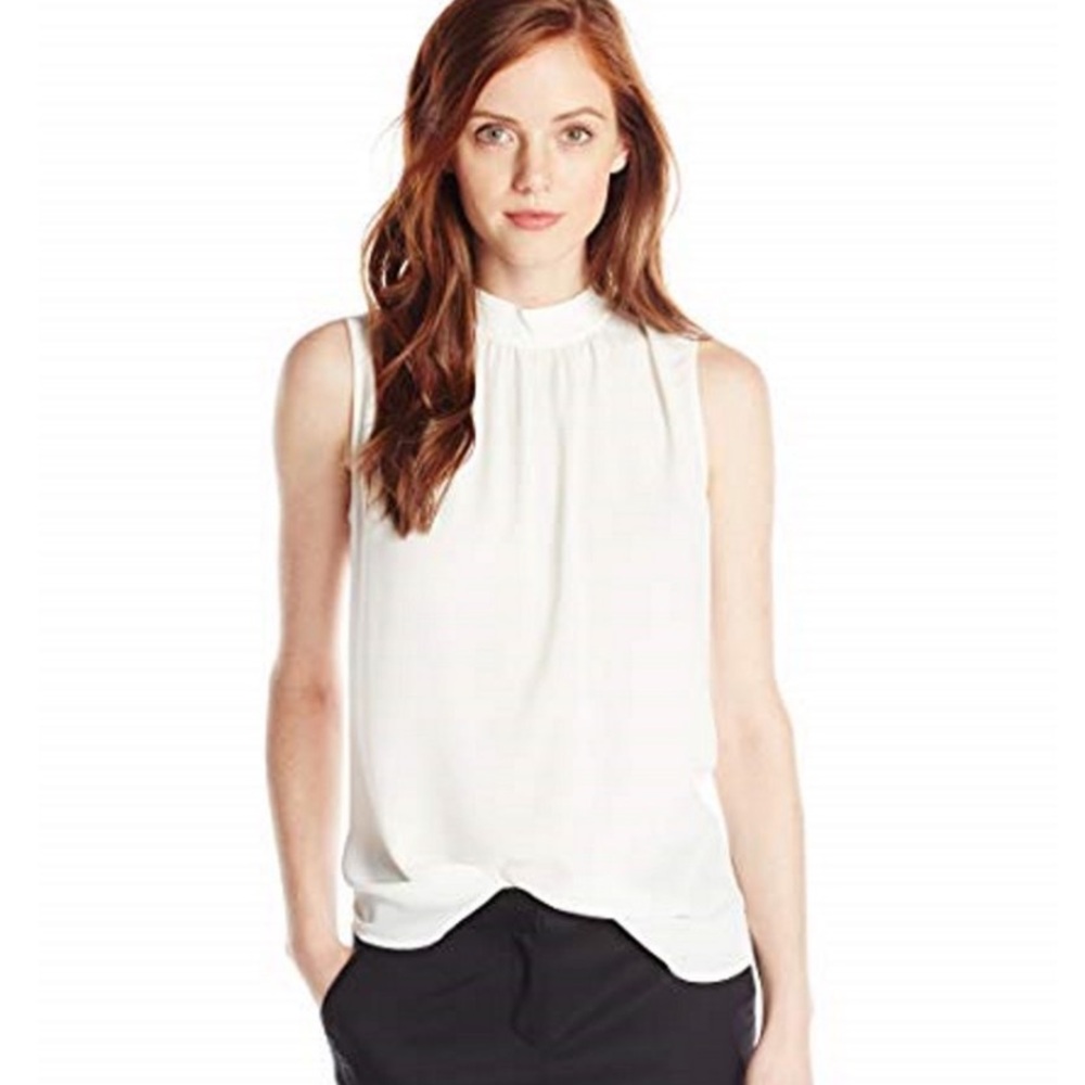 6️⃣ Sleeveless mock neck NYDJ NWT PXS